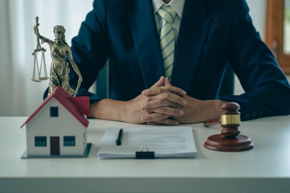 Lawyer in Keshav Nagar